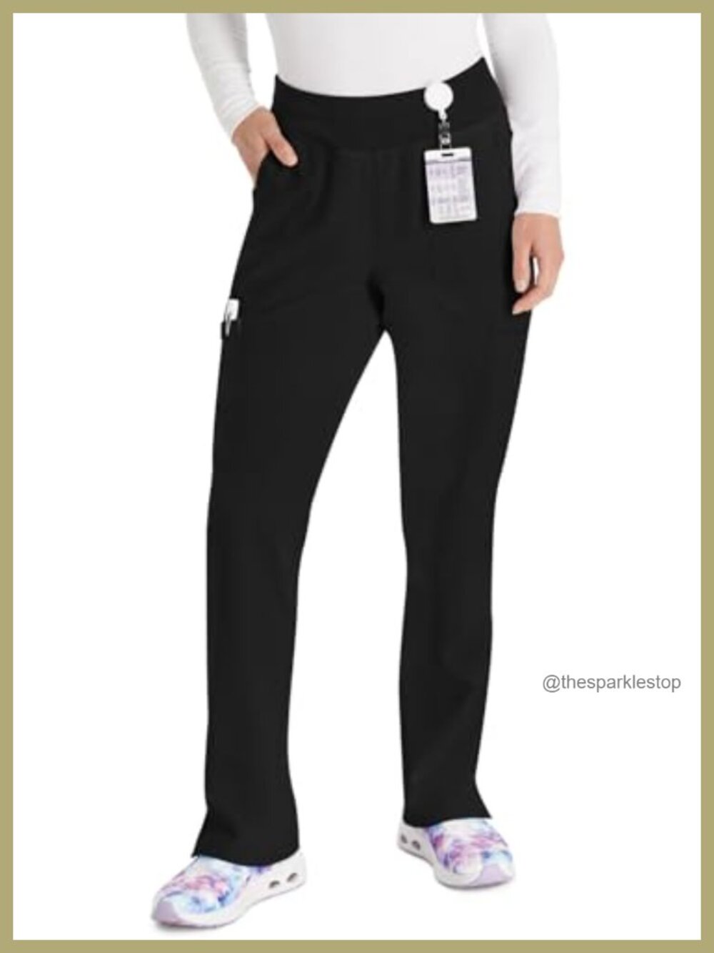 Women's Tapered Leg Pull-On Scrub Pant 7 Pockets Moisture-Wicking Stretch